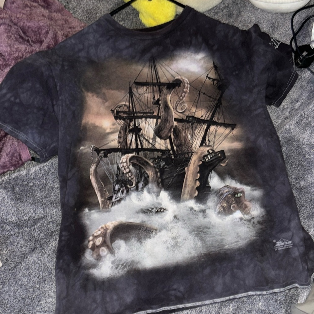Men’s T-shirt